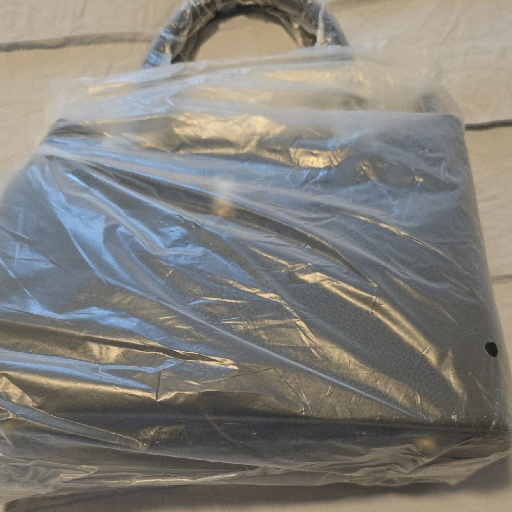 Elegant Black Handbag